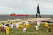 Kugelbake, markiert Grenze zwischen Elbe und Nordsee