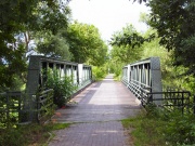Über alte Bahnbrücke