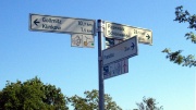 Typische Wegweisung bei Klinkow