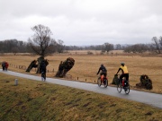Auf dem Deichweg