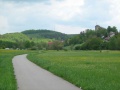 Altmühltal-Radweg unterhalb Burg Pappenheim.jpg