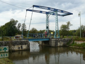 BlaueZiehbrücke.JPG